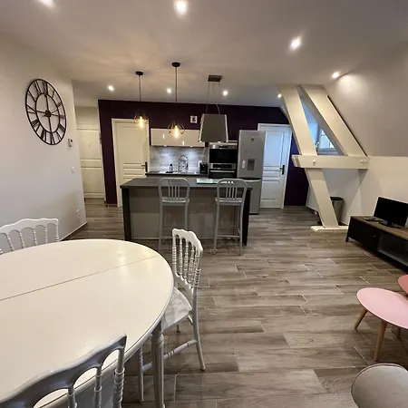 A Beaune Avec Parking Apartment *